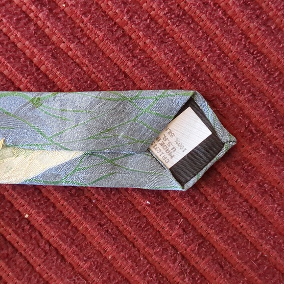 Endangered Species Panda Silk Tie - Picture 4 of 4